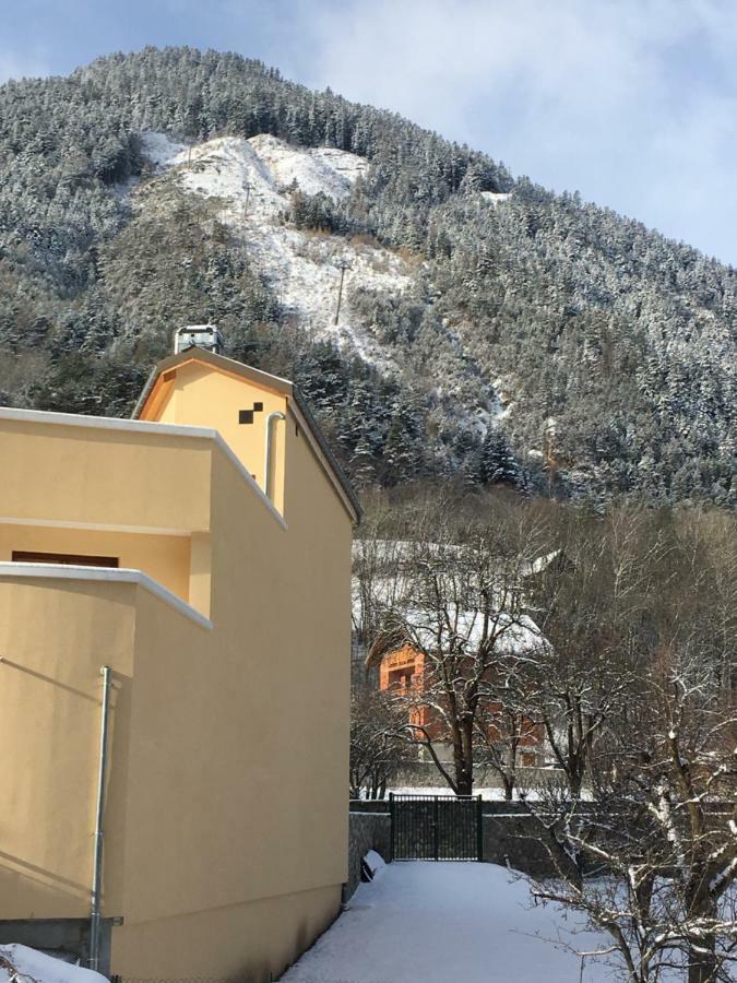Tout Schuss Saint-Étienne-de-Tinée Екстериор снимка